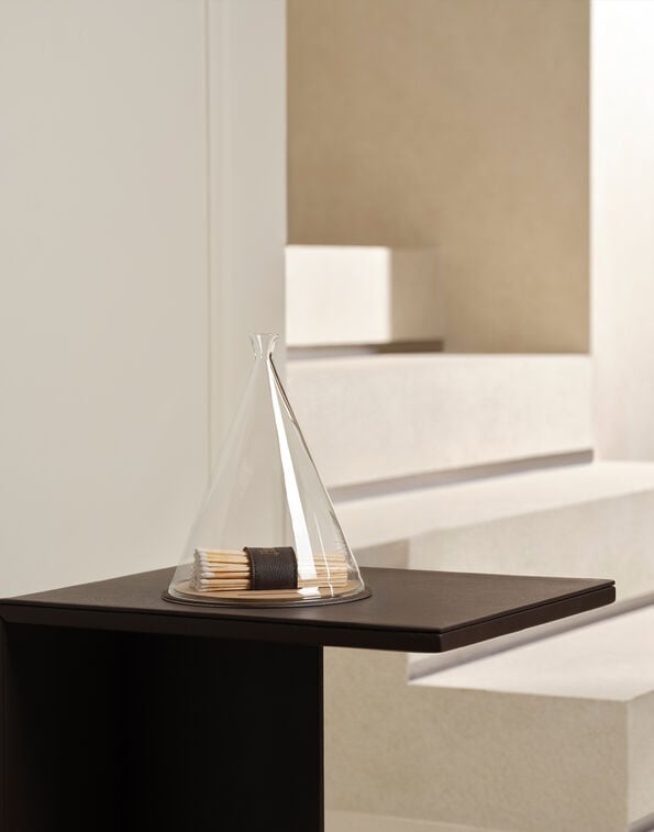 Herno HERNO HABITA GLASS CLOCHE WITH MATCHES Transparent HOLIDAYMATCHESVETRO01TRASP