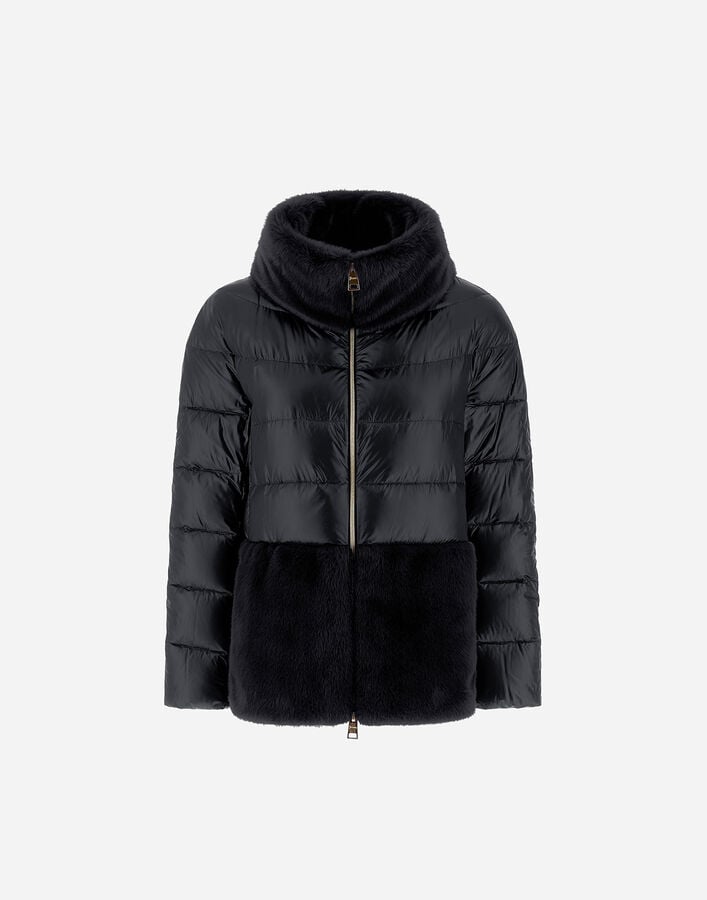 Herno CAPE IN NYLON ULTRALIGHT AND LADY ALTERNATIVE FUR Black PI001933D12017Z9300